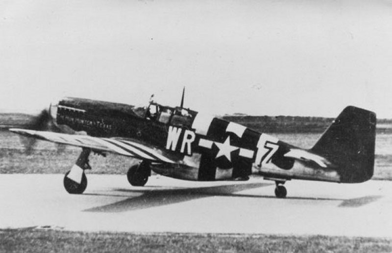 The actual P5-B Mustang photographed on D-Day (6th June) 1944 involved in the accident.